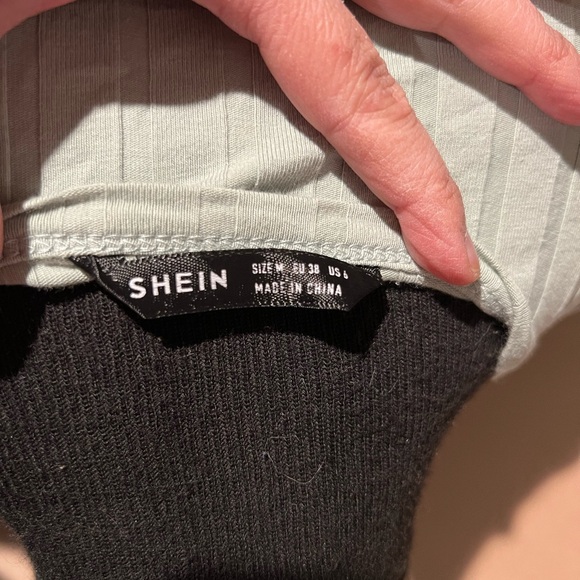 White Ribbed Crop Top - Picture 3 of 3